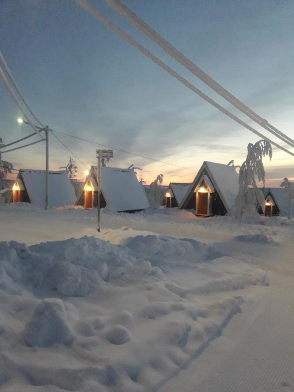 Karemajat Cottage Resort Юлиторнио Экстерьер фото